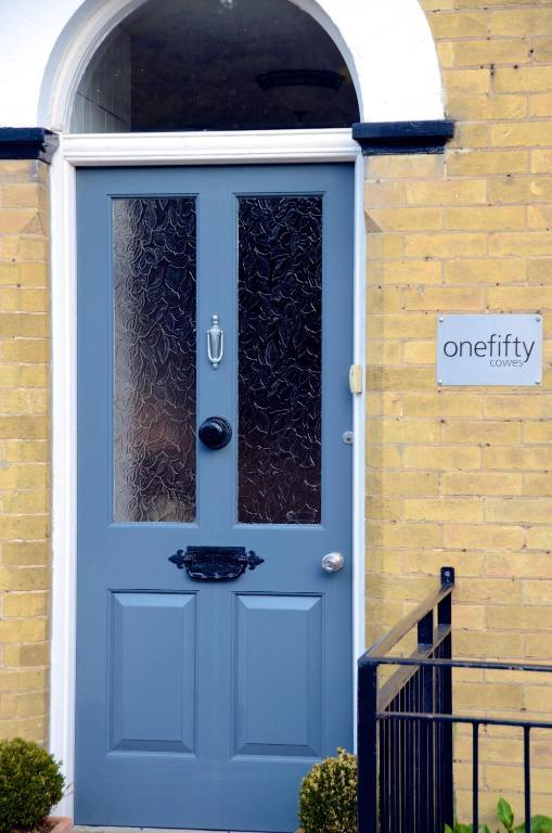 Onefifty Bed & Breakfast Cowes  Exterior photo